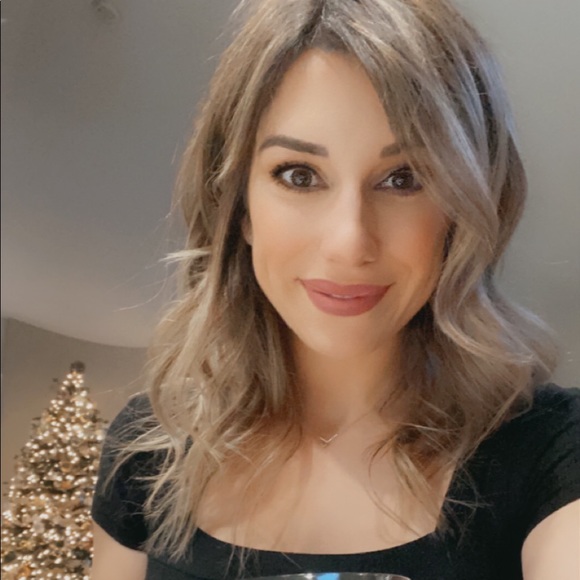 Meet your Posher, Geneva - Picture 1 of 1